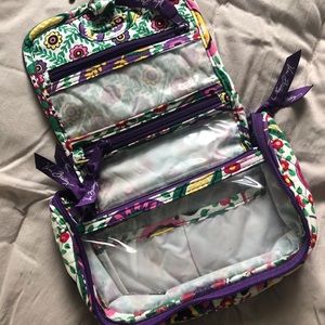 Hanging, travel jewelry organizer